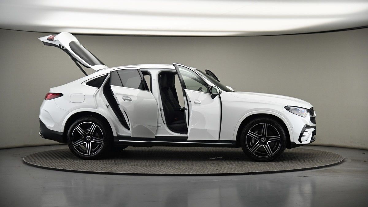 More views of Mercedes-Benz GLC