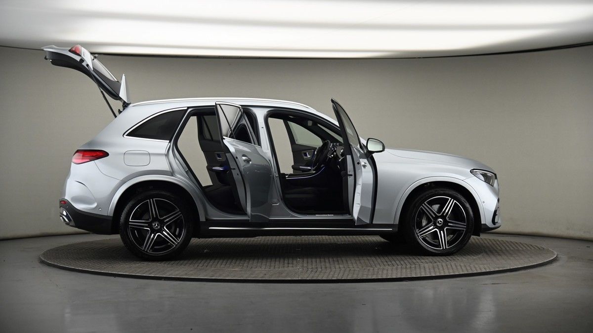 More views of Mercedes-Benz GLC