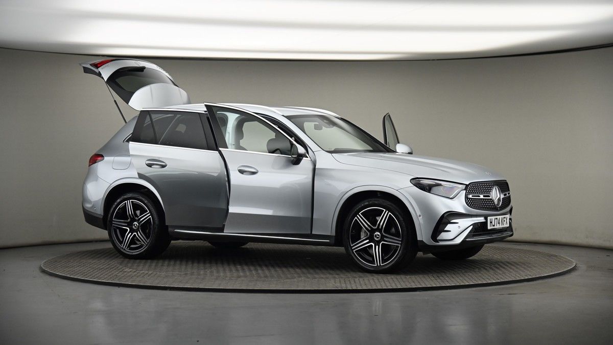 More views of Mercedes-Benz GLC