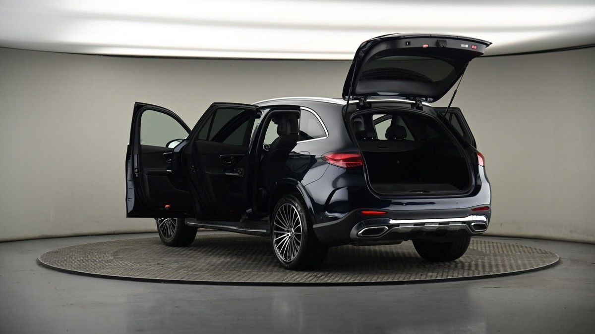 Mercedes-Benz GLC Image 8