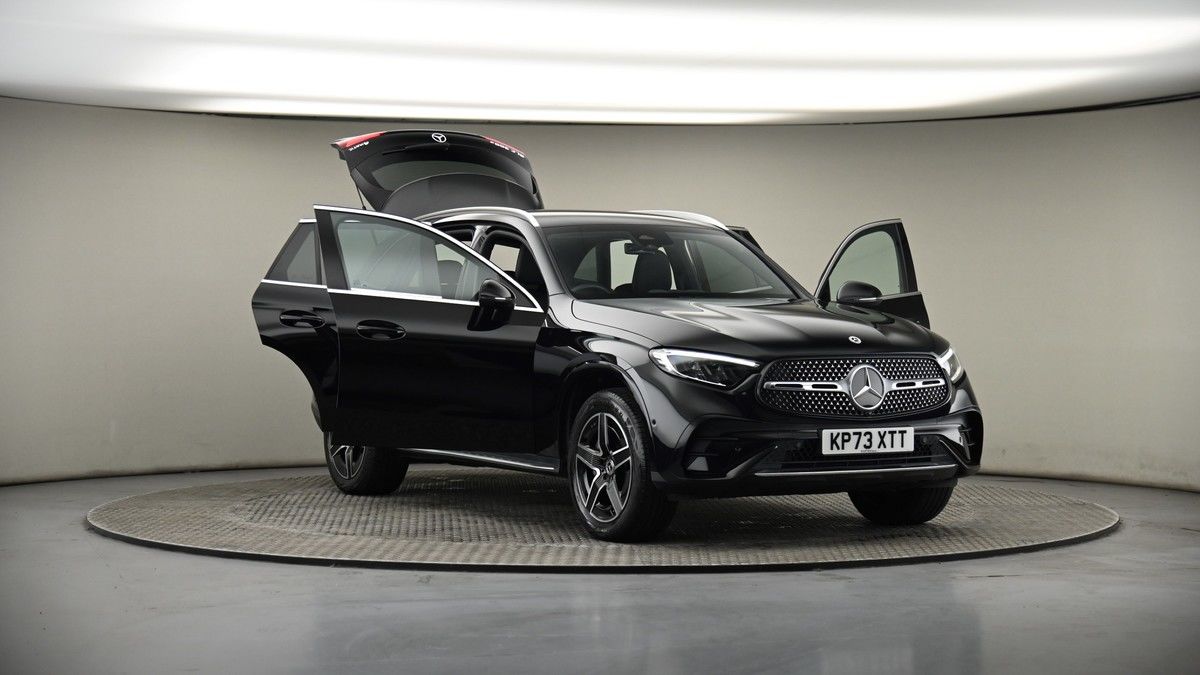 More views of Mercedes-Benz GLC