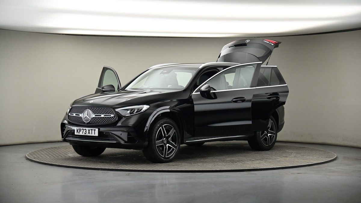 More views of Mercedes-Benz GLC