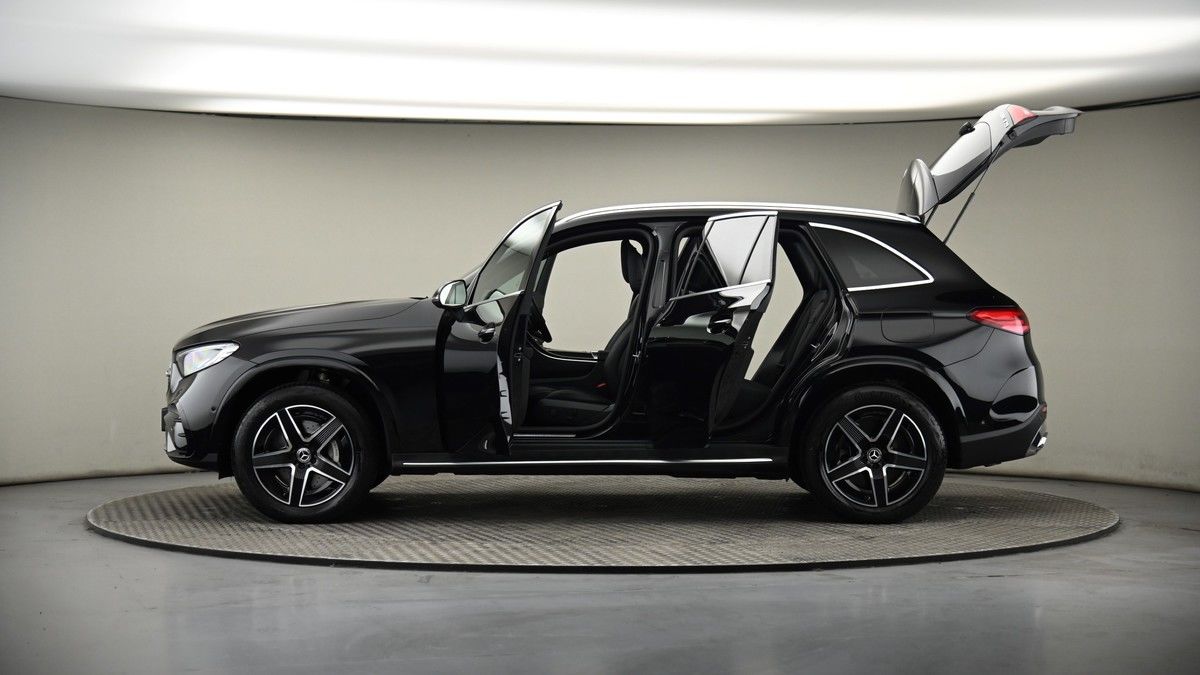 More views of Mercedes-Benz GLC
