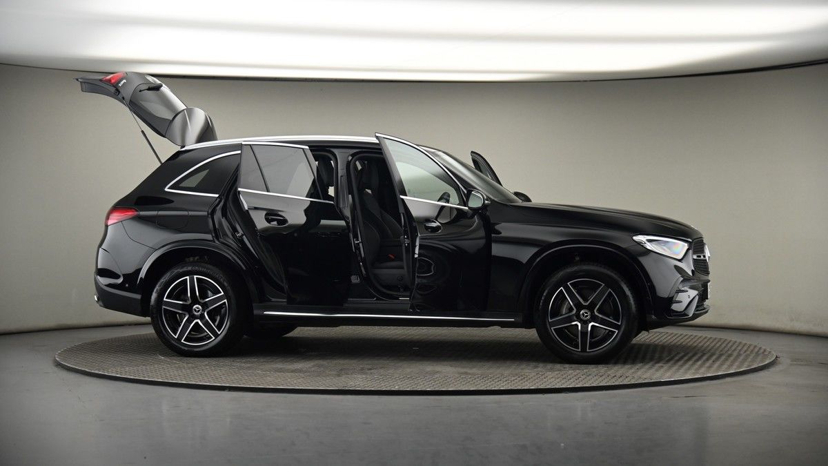 More views of Mercedes-Benz GLC