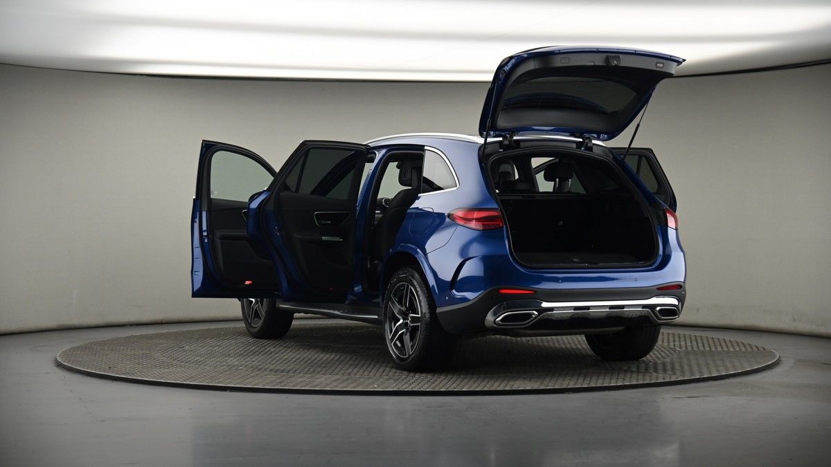 Mercedes-Benz GLC Image 8