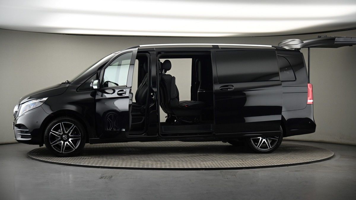 More views of Mercedes-Benz V Class