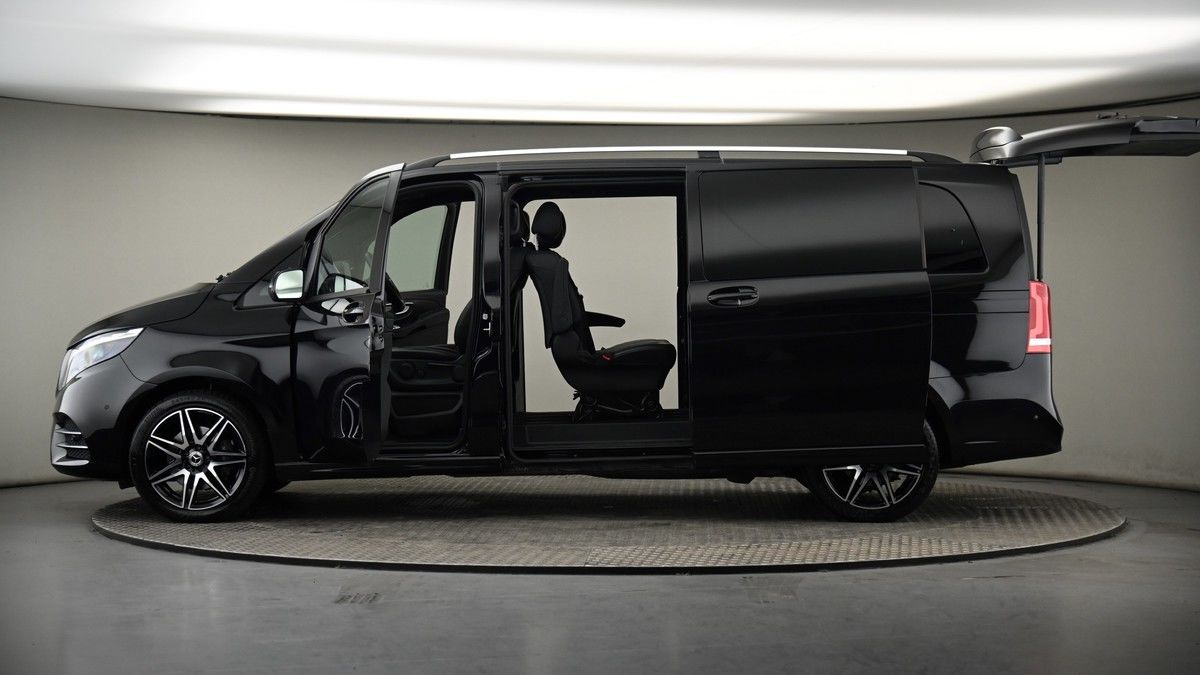 More views of Mercedes-Benz V Class