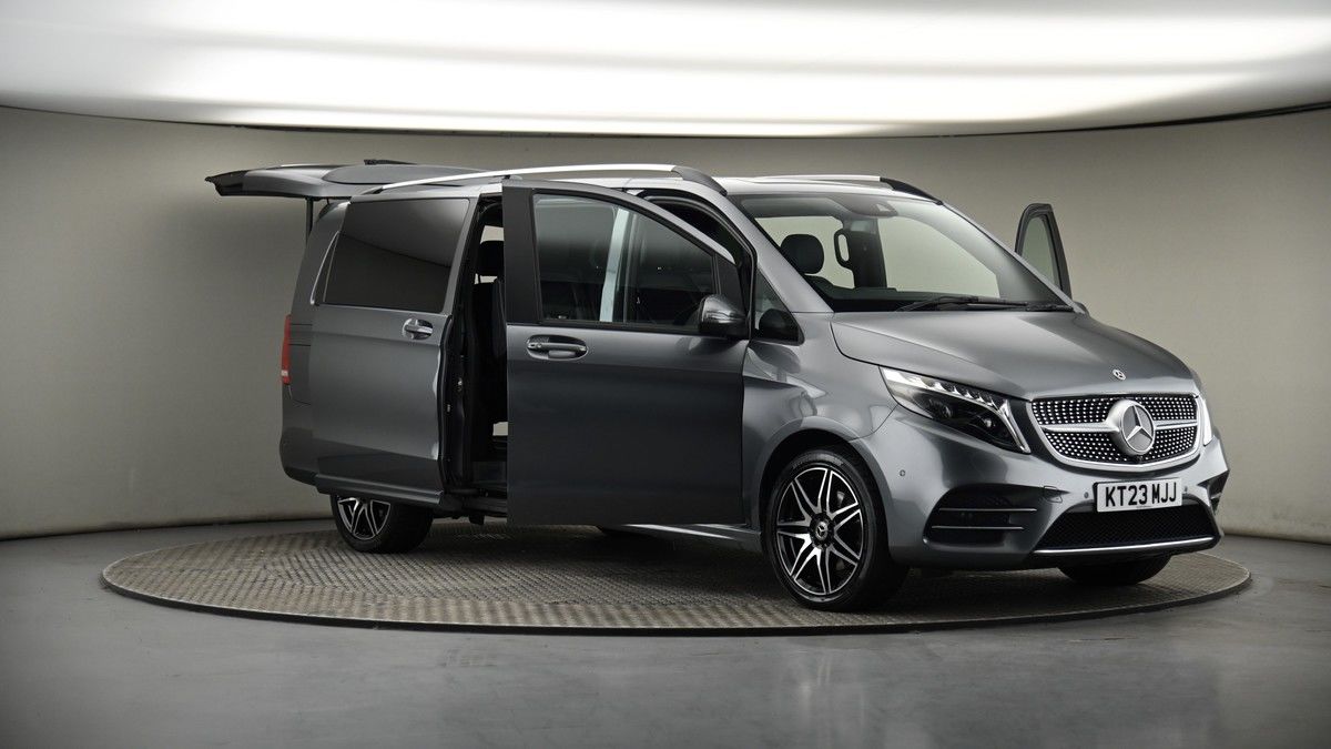 More views of Mercedes-Benz V Class