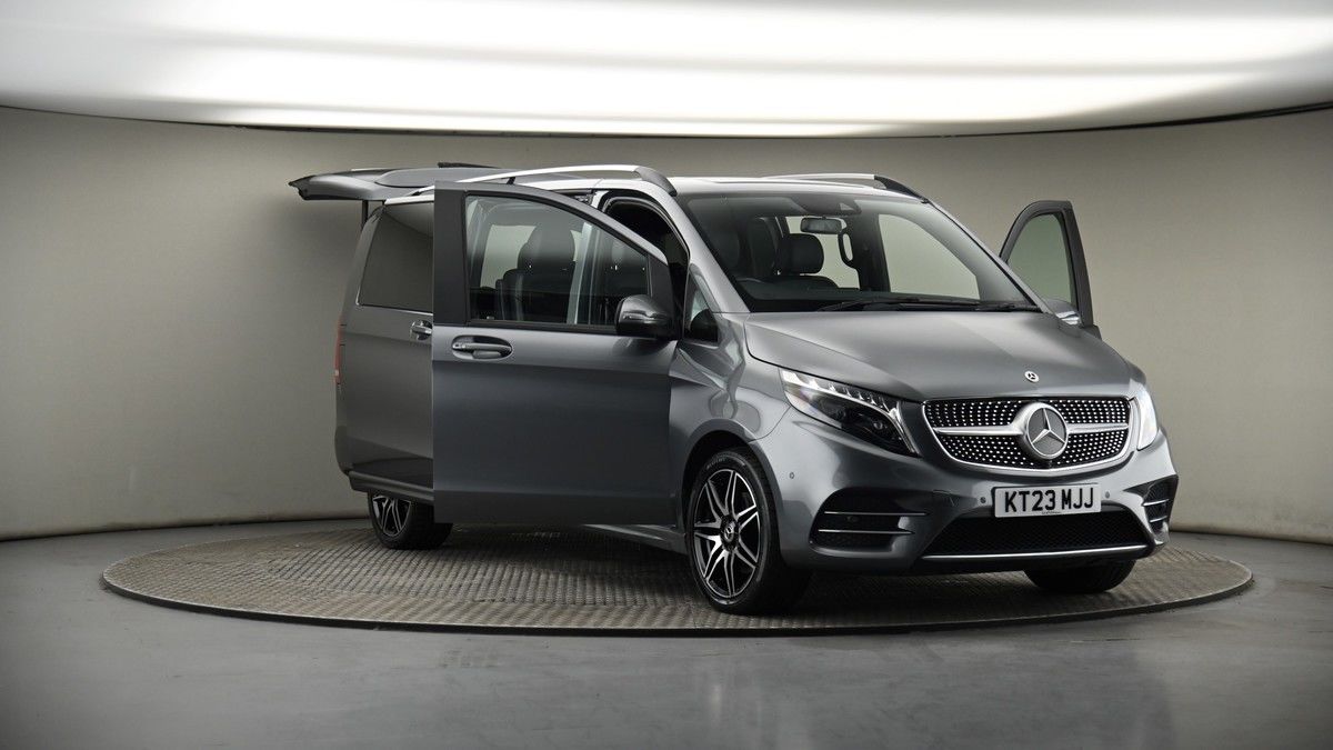 More views of Mercedes-Benz V Class