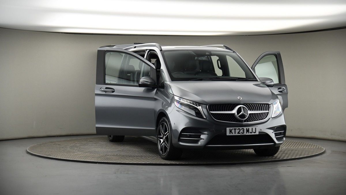 More views of Mercedes-Benz V Class