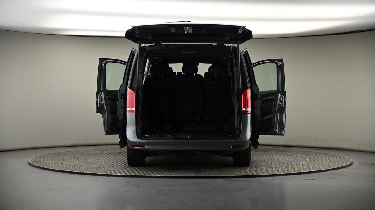 More views of Mercedes-Benz V Class