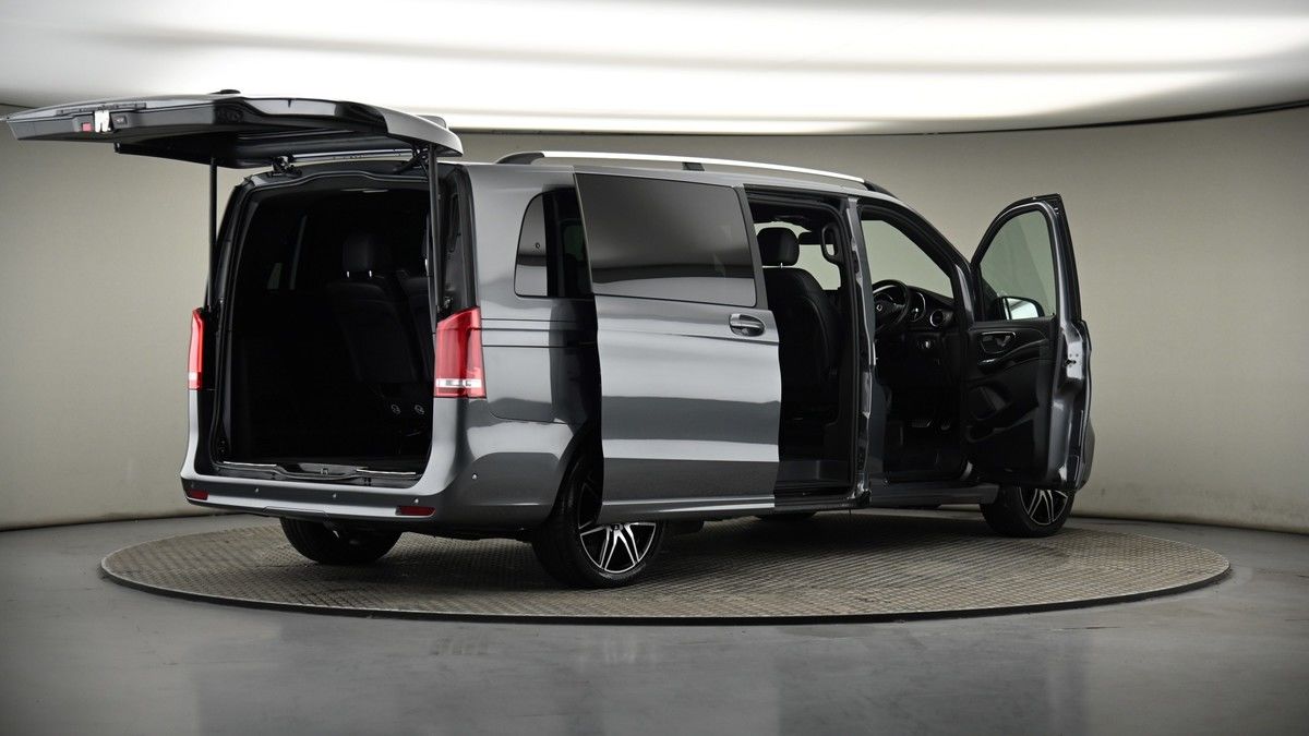 More views of Mercedes-Benz V Class