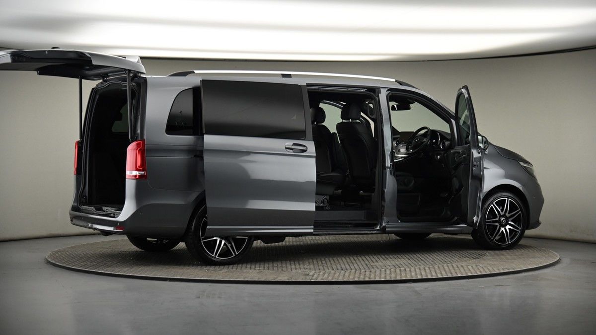 More views of Mercedes-Benz V Class