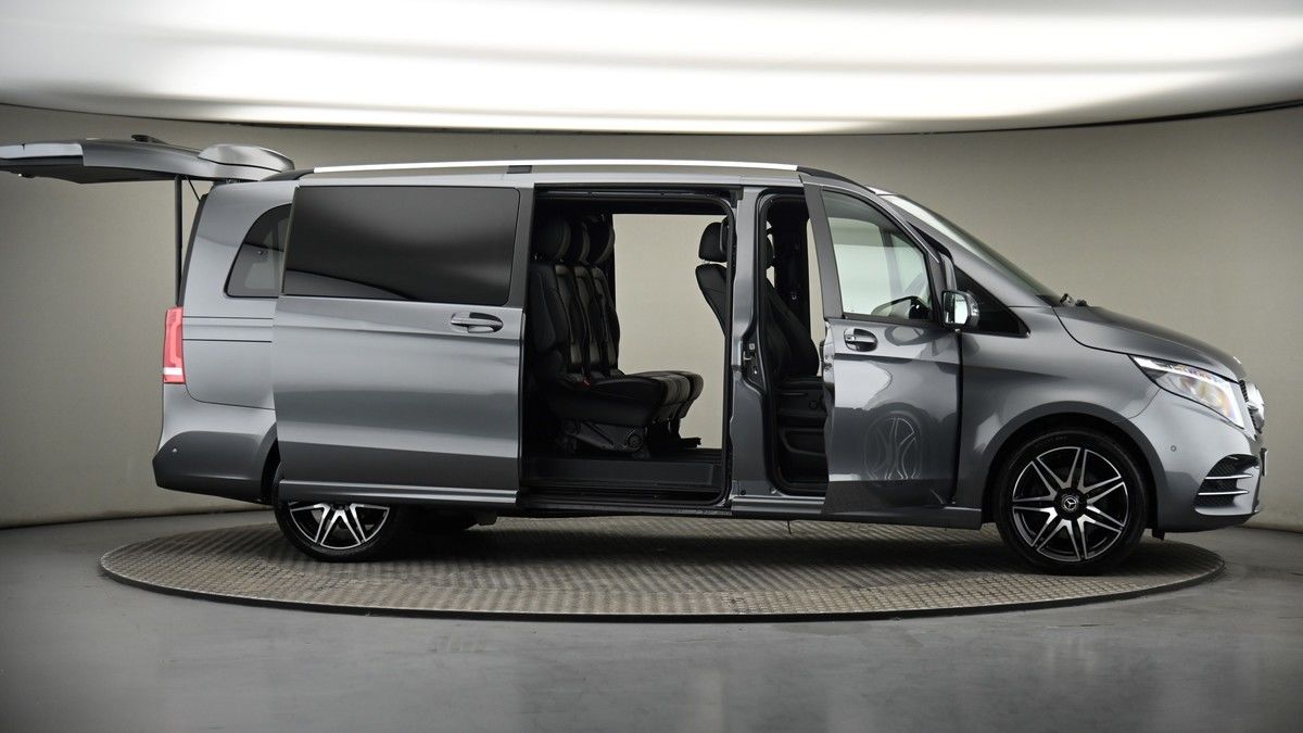More views of Mercedes-Benz V Class