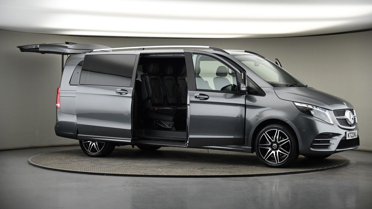 More views of Mercedes-Benz V Class