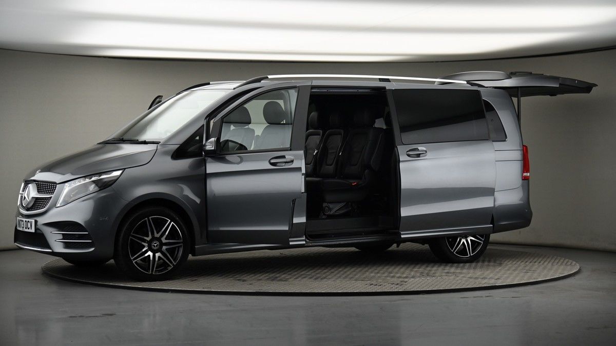 More views of Mercedes-Benz V Class