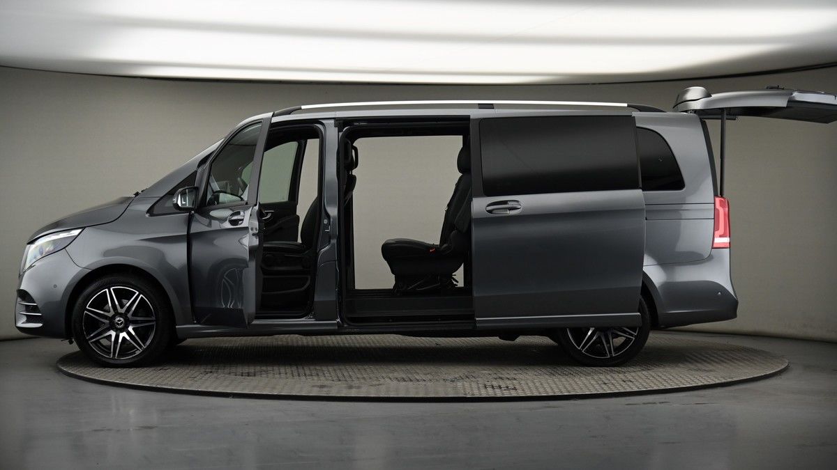 More views of Mercedes-Benz V Class