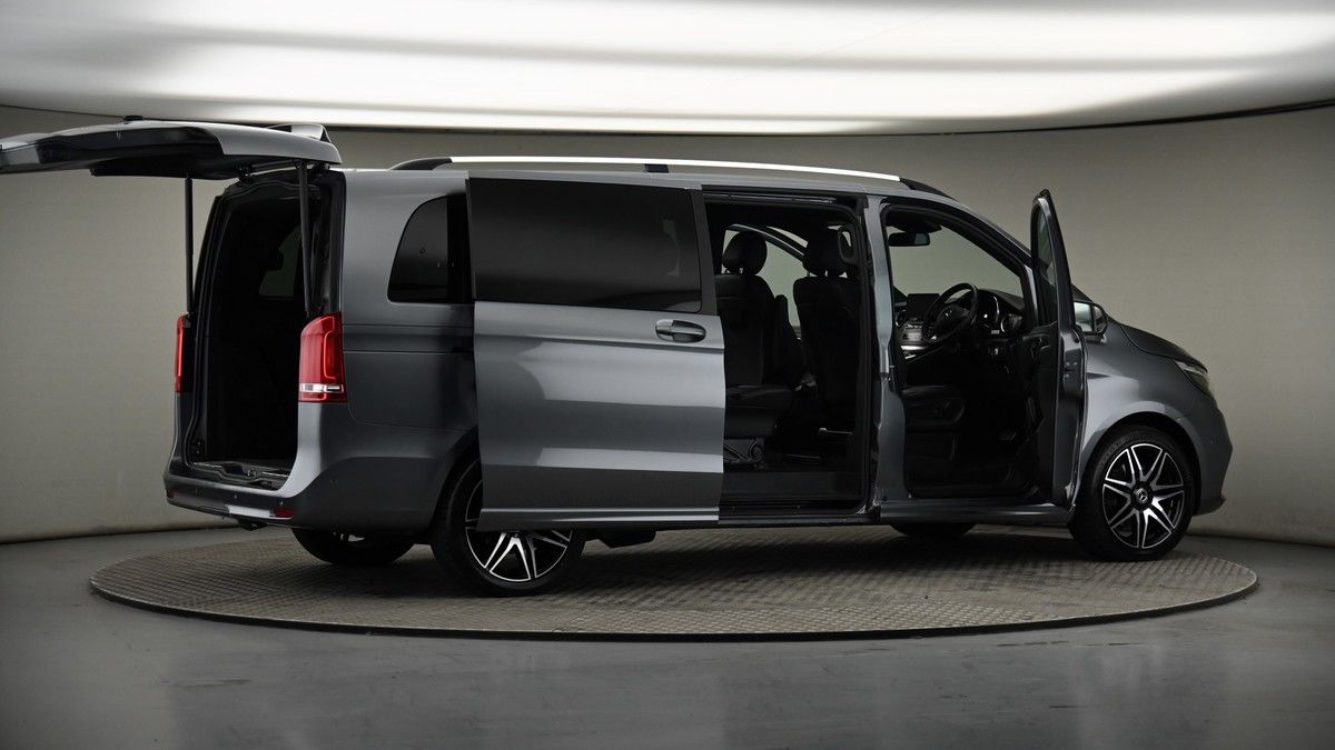 More views of Mercedes-Benz V Class