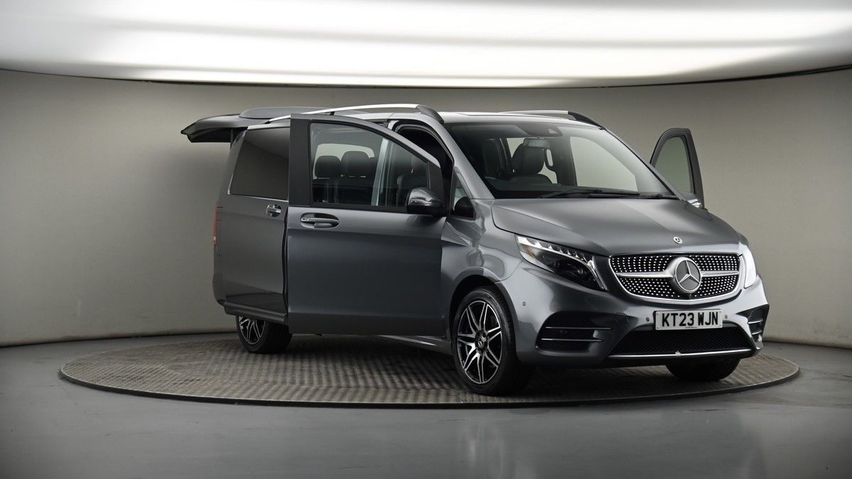 More views of Mercedes-Benz V Class
