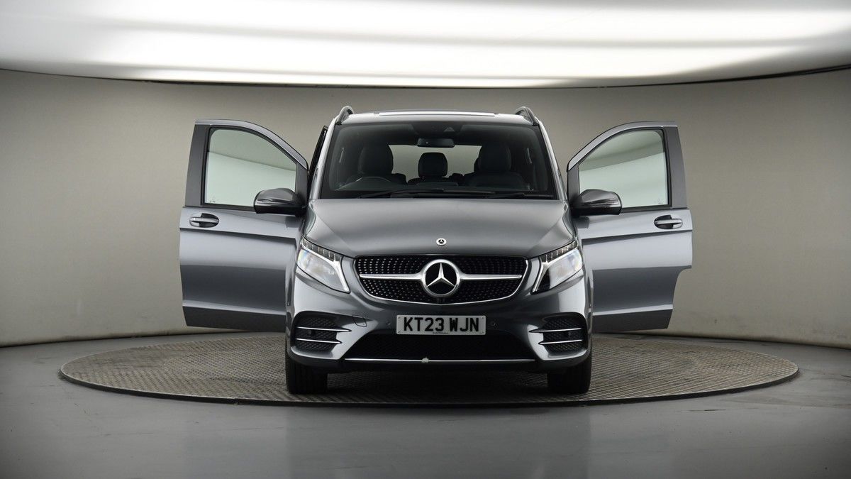 More views of Mercedes-Benz V Class