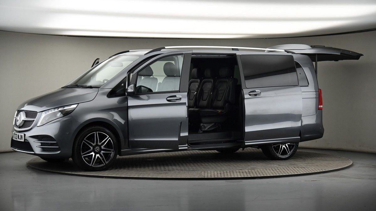 More views of Mercedes-Benz V Class