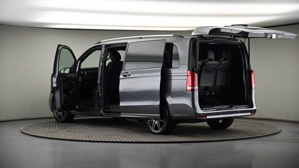 More views of Mercedes-Benz V Class
