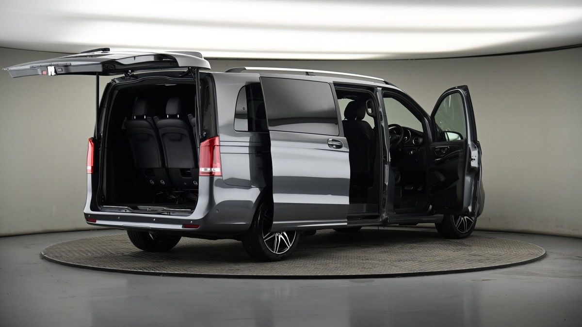 More views of Mercedes-Benz V Class