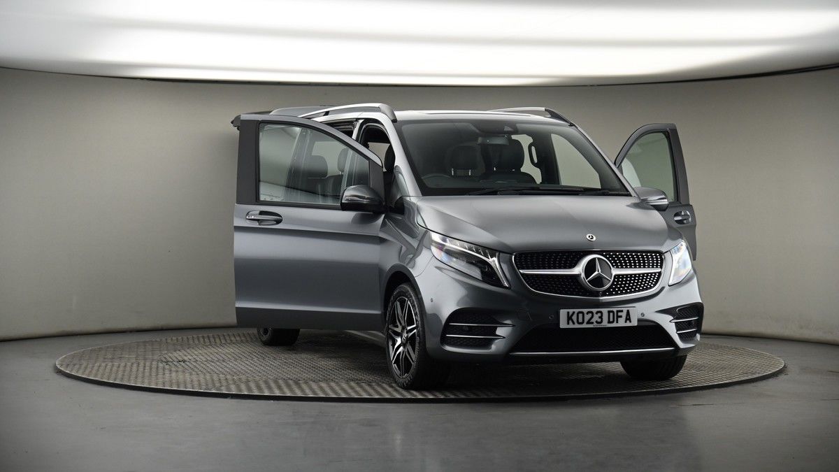 More views of Mercedes-Benz V Class