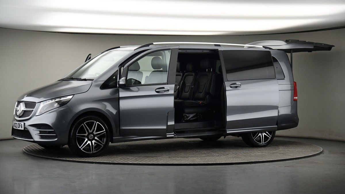 More views of Mercedes-Benz V Class