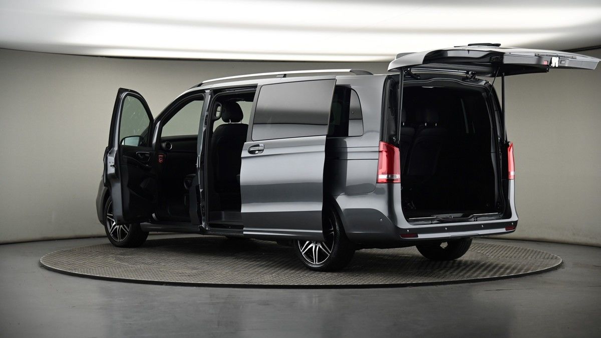 More views of Mercedes-Benz V Class
