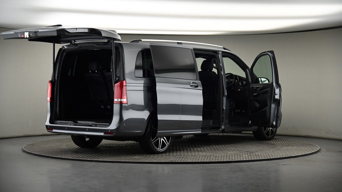 More views of Mercedes-Benz V Class