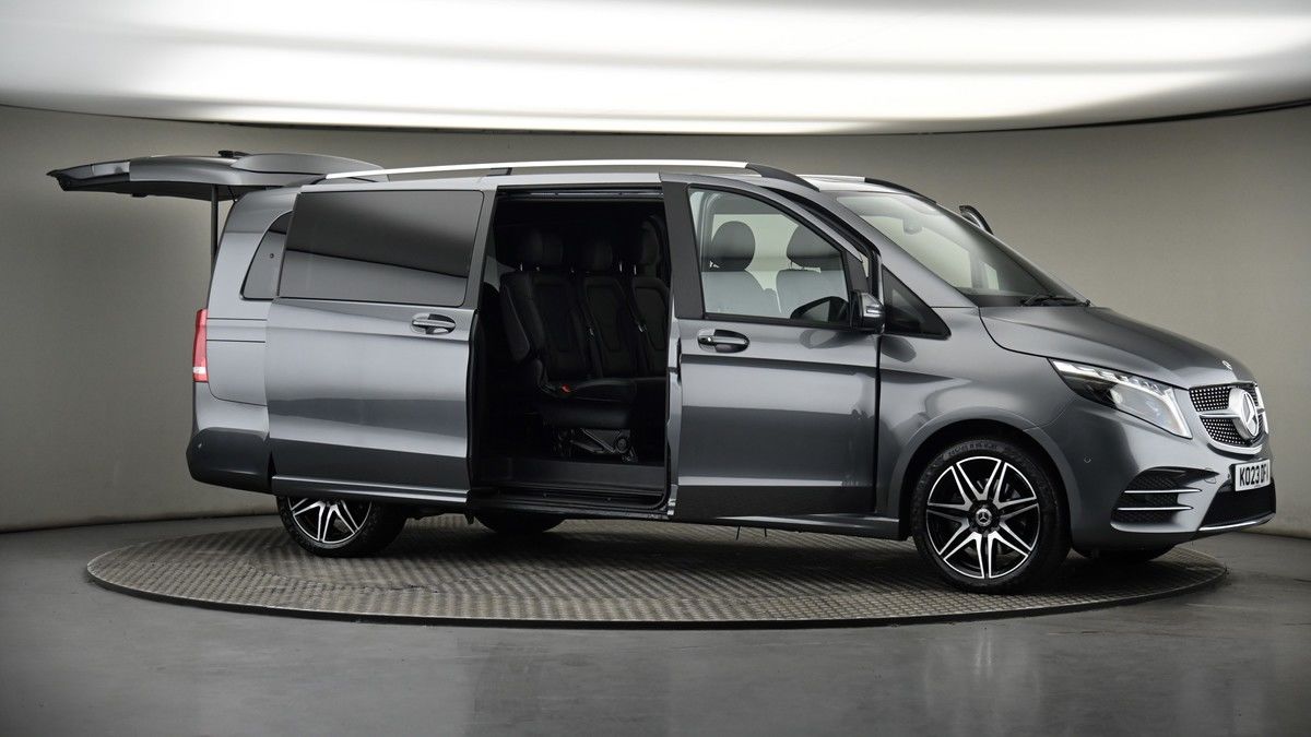 More views of Mercedes-Benz V Class