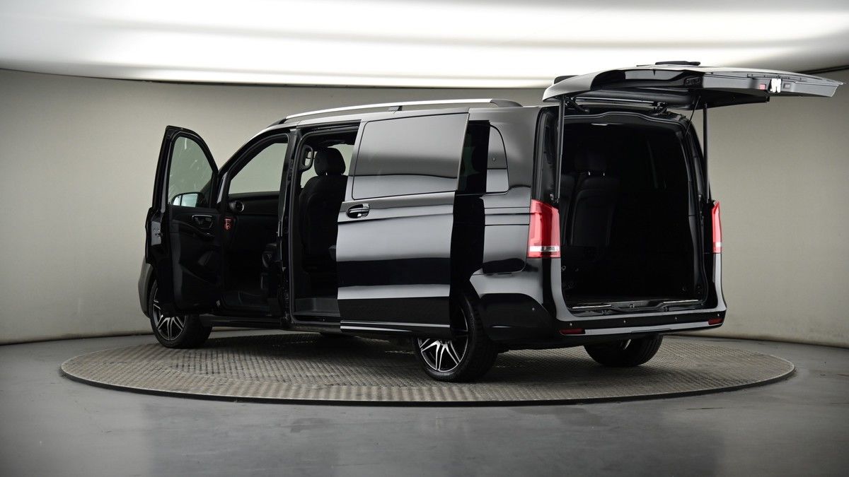 More views of Mercedes-Benz V Class