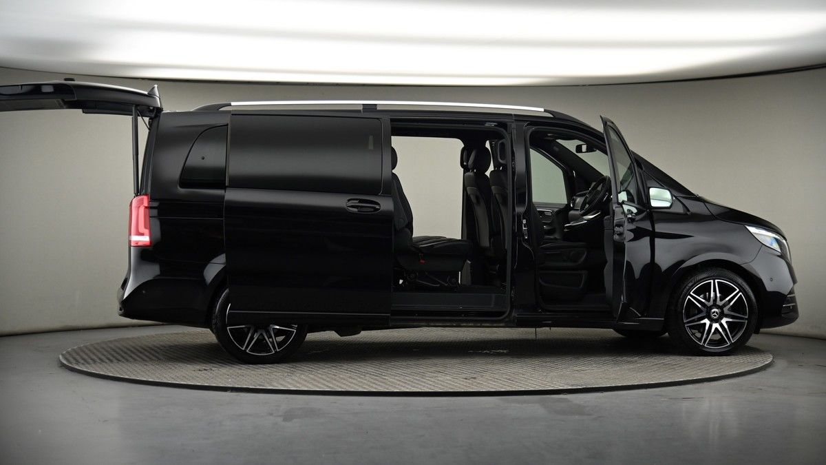 More views of Mercedes-Benz V Class