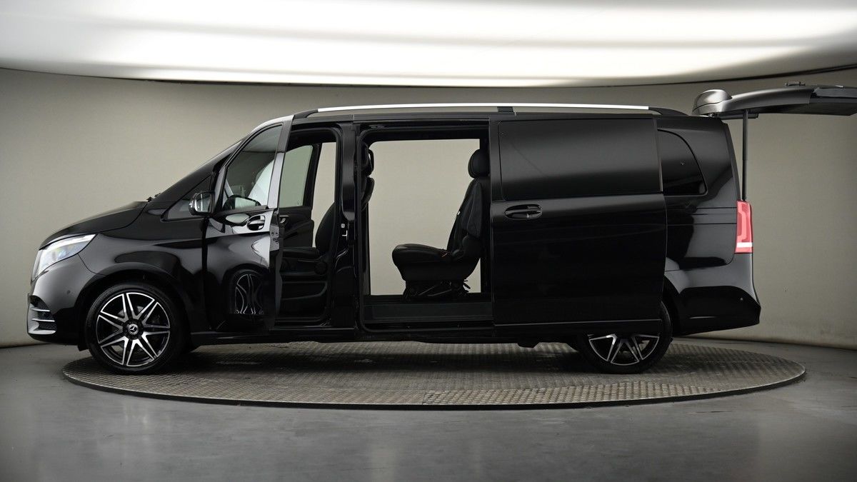 More views of Mercedes-Benz V Class
