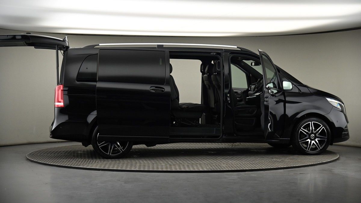 More views of Mercedes-Benz V Class