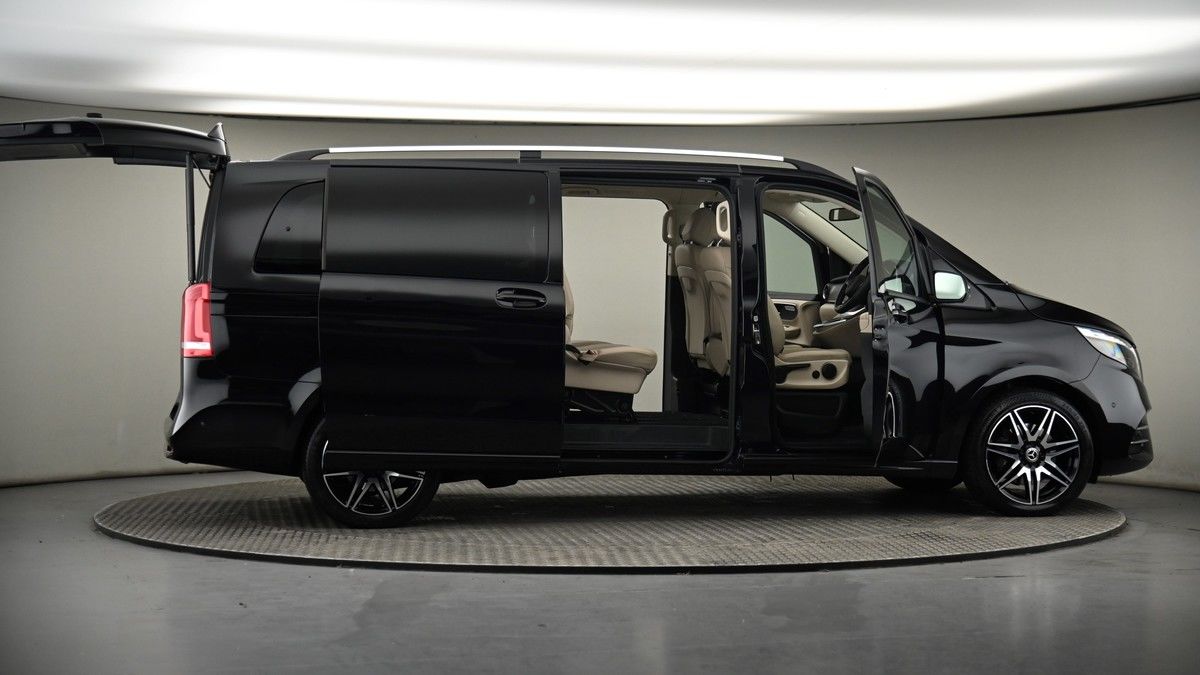 More views of Mercedes-Benz V Class