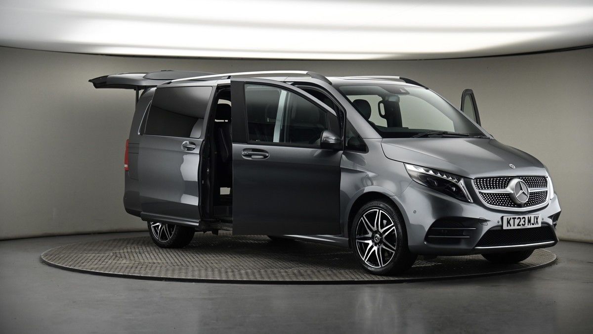 More views of Mercedes-Benz V Class
