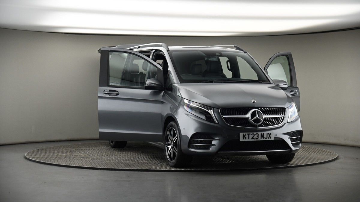 More views of Mercedes-Benz V Class