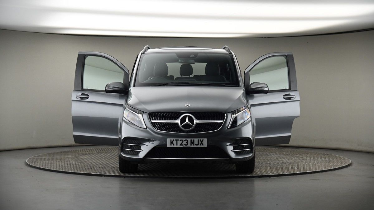 More views of Mercedes-Benz V Class