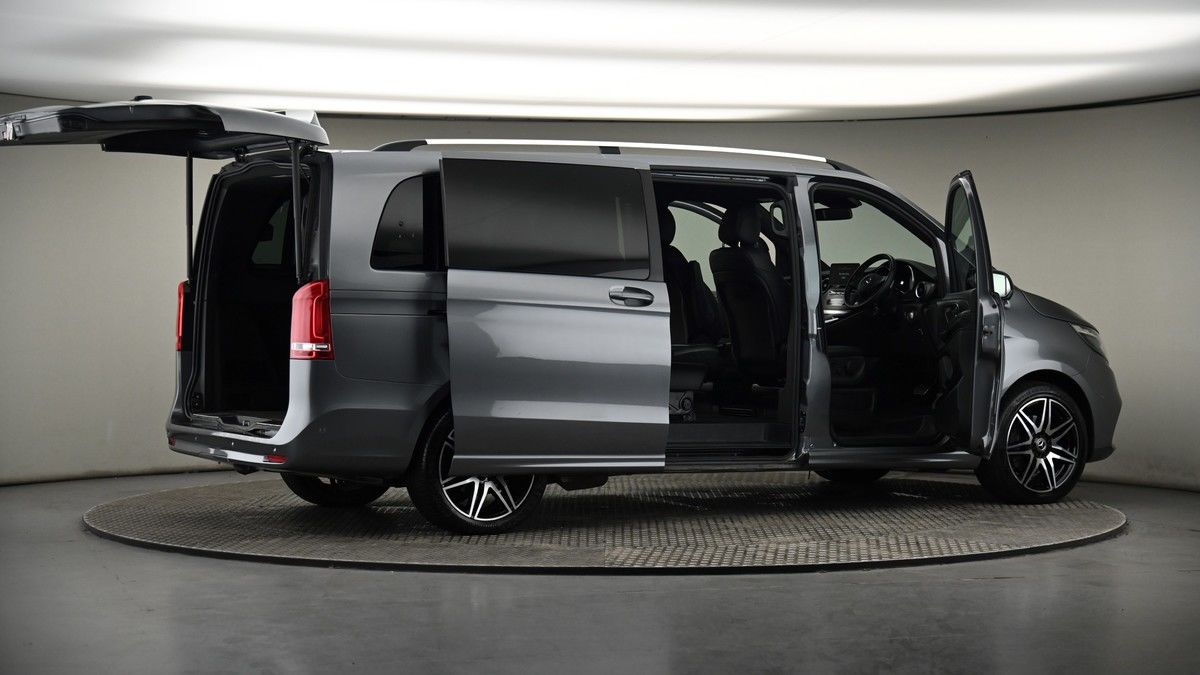 More views of Mercedes-Benz V Class