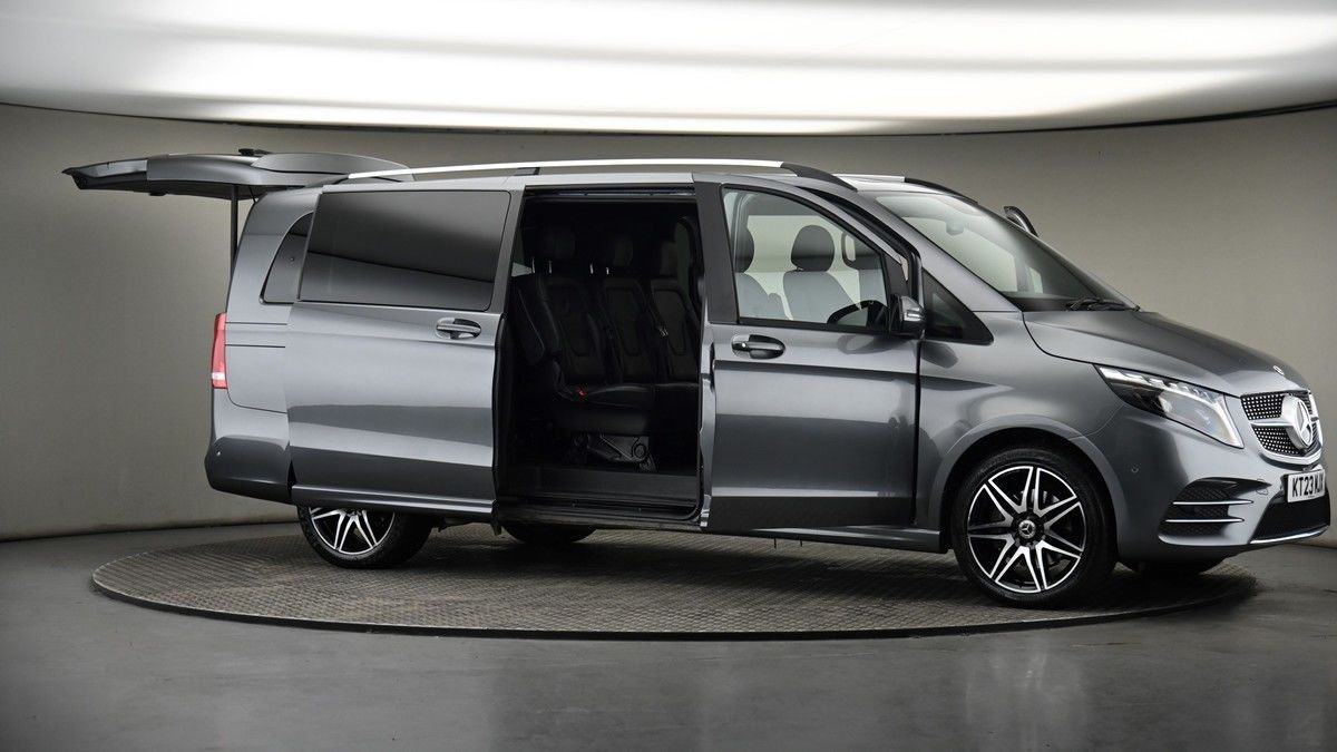 More views of Mercedes-Benz V Class