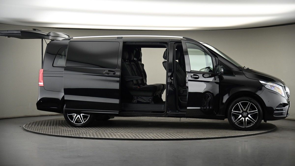 More views of Mercedes-Benz V Class
