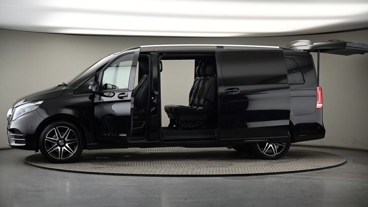 More views of Mercedes-Benz V Class