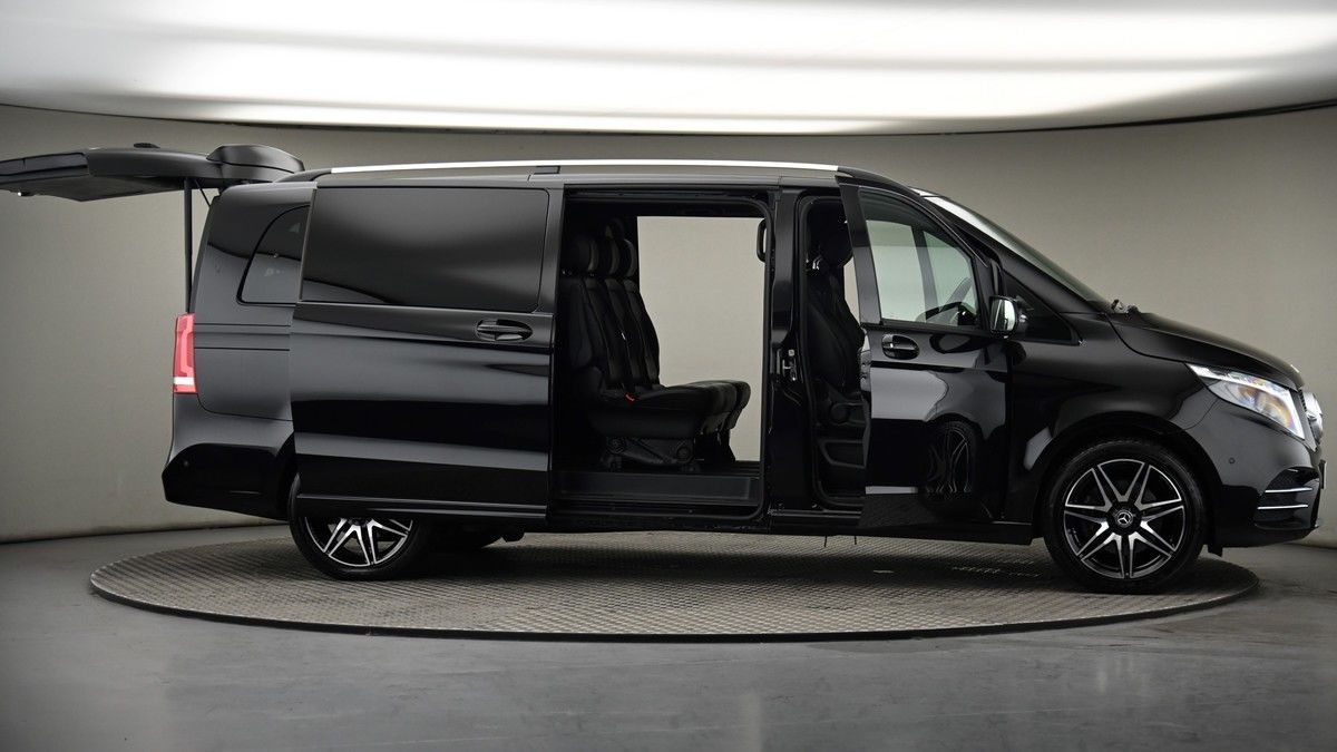 More views of Mercedes-Benz V Class