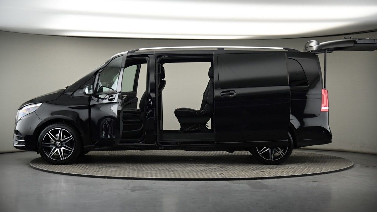 More views of Mercedes-Benz V Class
