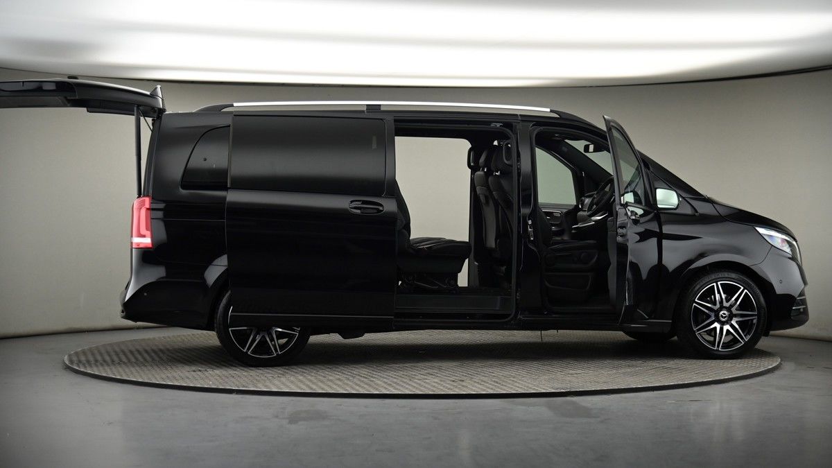 More views of Mercedes-Benz V Class