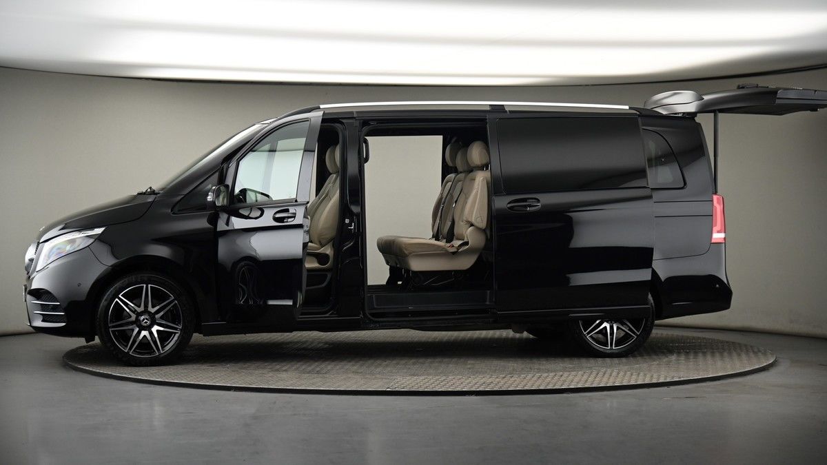 More views of Mercedes-Benz V Class