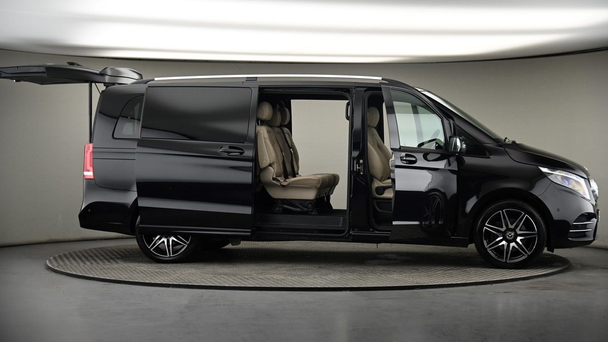 More views of Mercedes-Benz V Class
