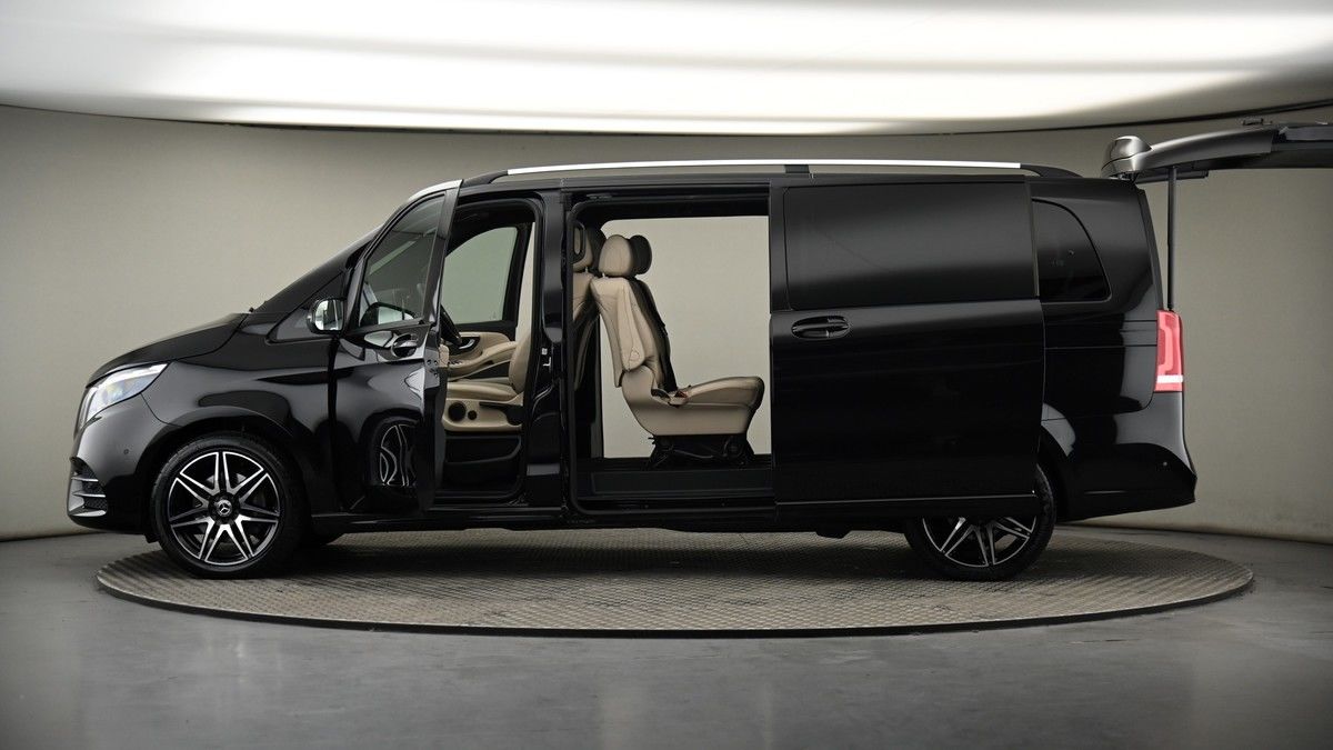 More views of Mercedes-Benz V Class